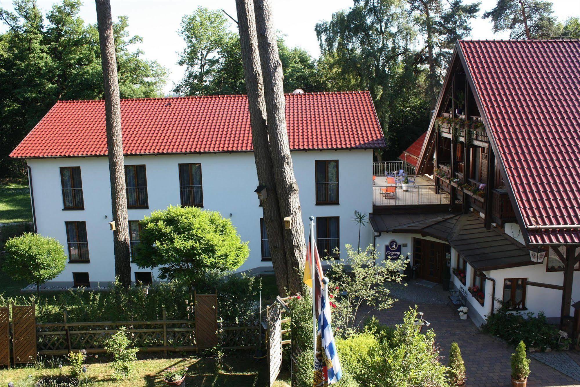 Hotel Waldhof Hohenkammer Exterior foto
